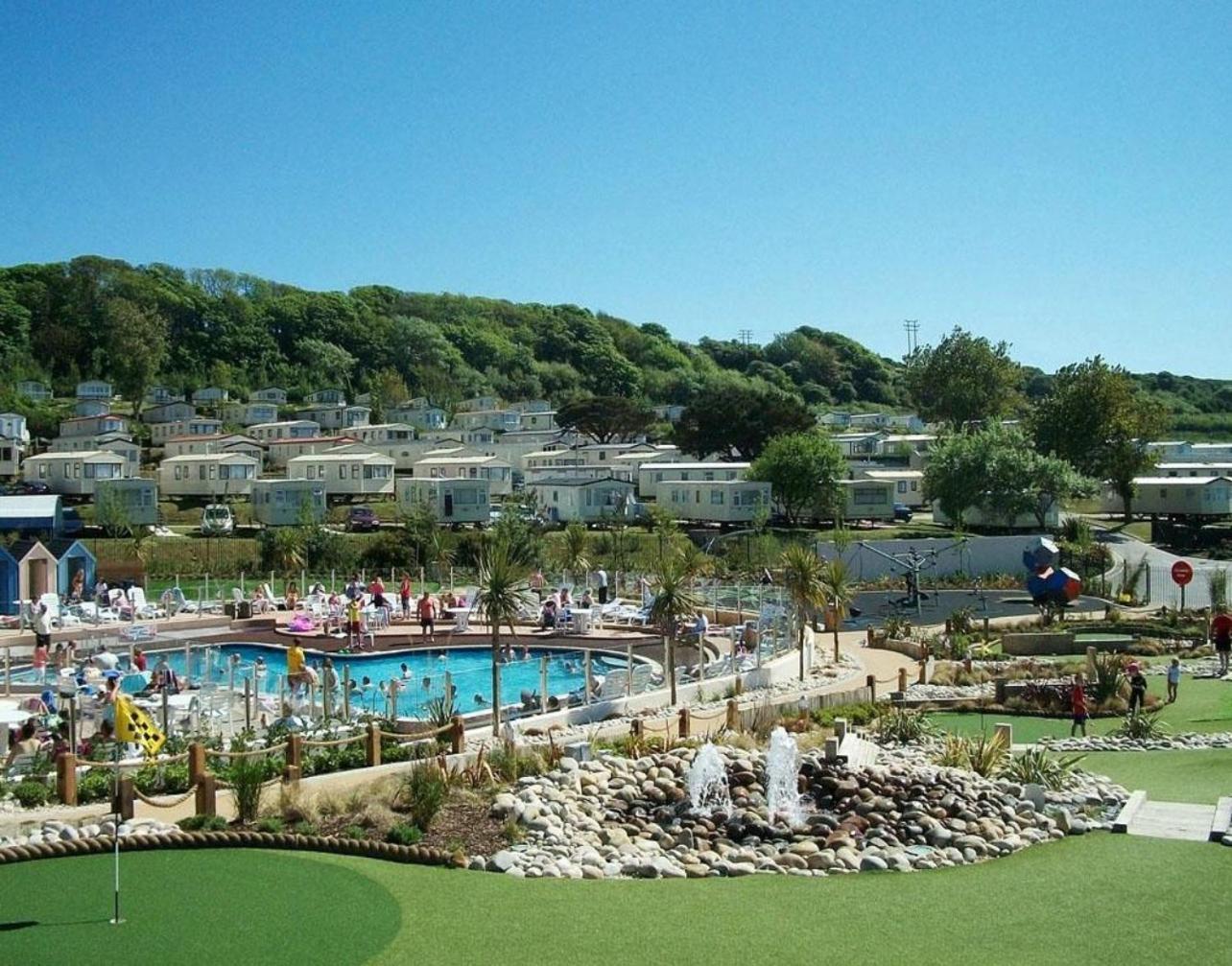 F&G Getaways Hotel Wyke Regis Buitenkant foto